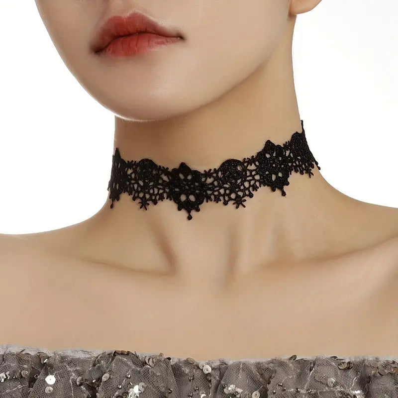 Elegant Gothic Necklace